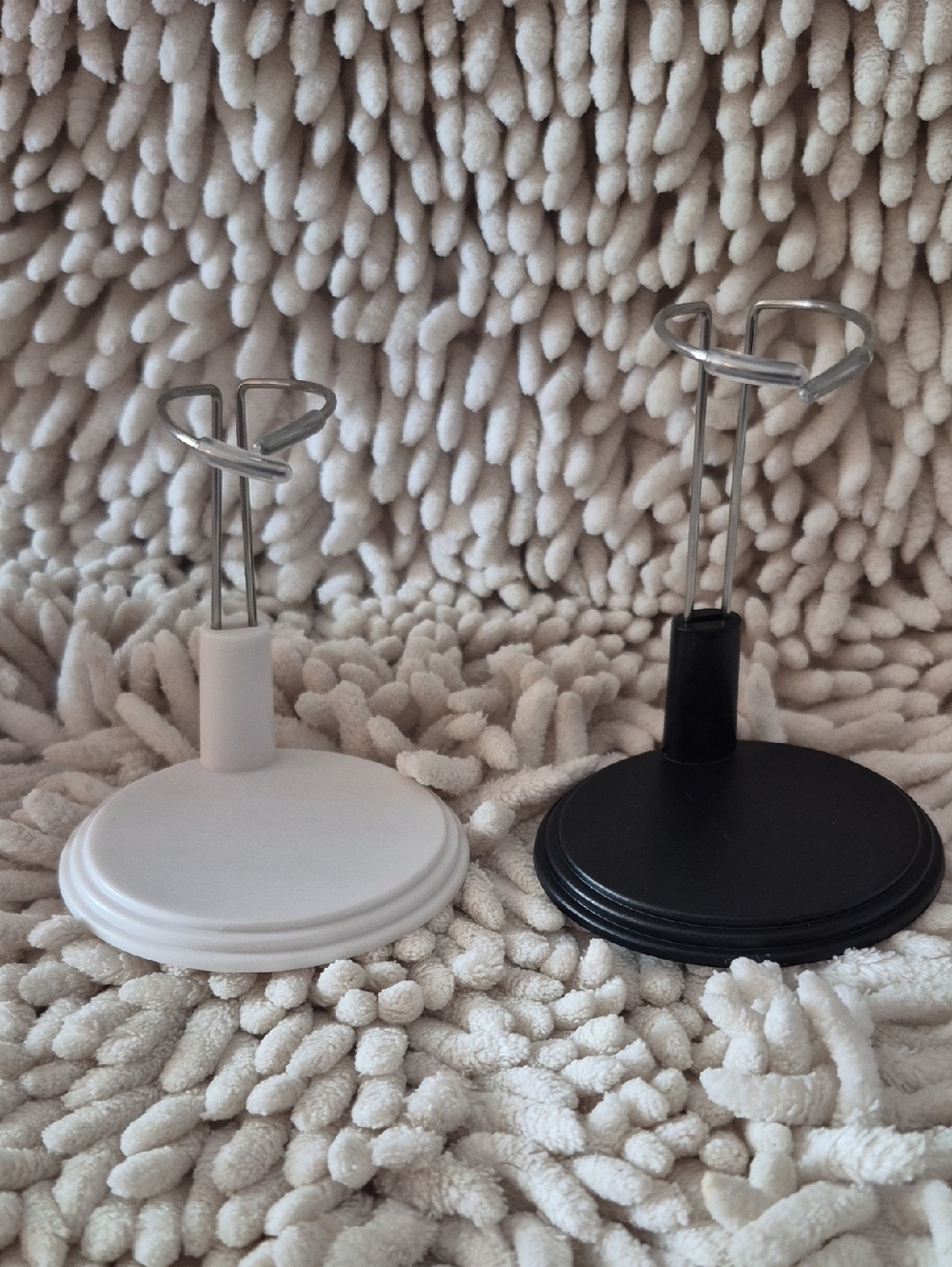 Set Of 2 (1 Black and 1 White) Labubu Stands